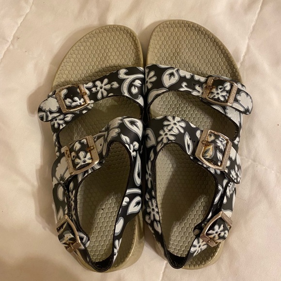 Birkies Birkenstocks - Picture 3 of 5